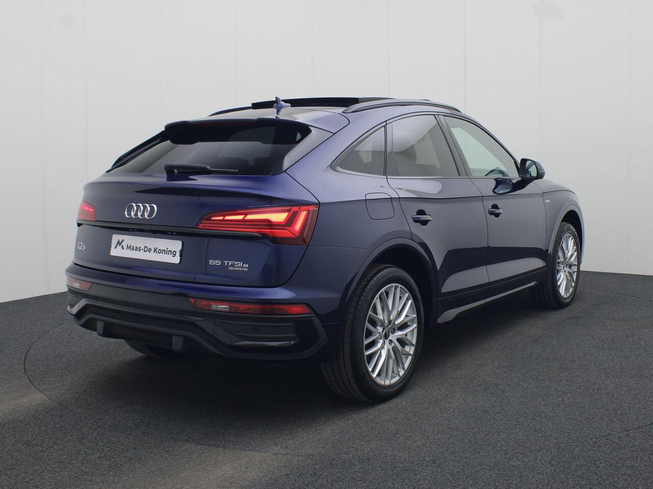 Audi Q5 Sportback 55 TFSIe 270kW/367PK S Line quattro · Panoramadak · Elektrische Trekhaak · Massage · Camera ·