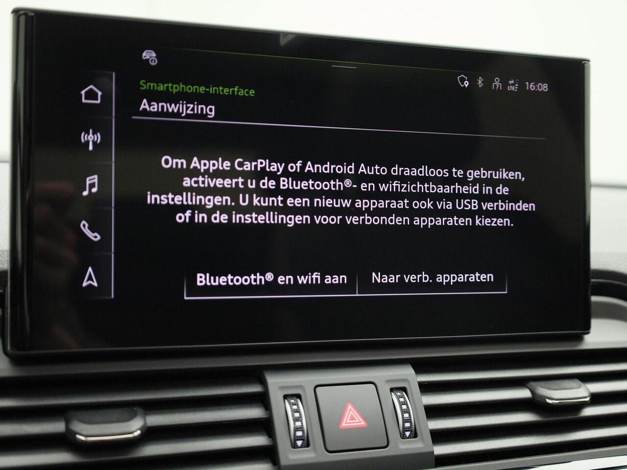 Audi Q5 50 TFSIe 220kW/299PK S Line · Panoramadak · Apple/Android Car Play · Adaptive Cruise Control · Leder/stof · Drive select