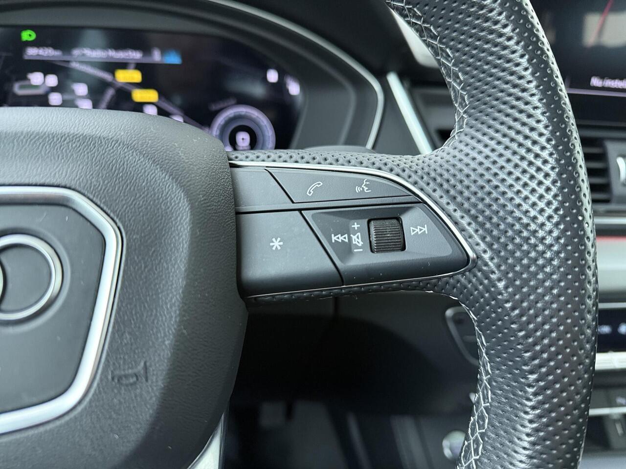 Audi Q5 50 TFSI e S edition | 299 PK | SoH 100% | Matrix LED koplampen | Panoramadak | Luchtvering | Climate control | S line |