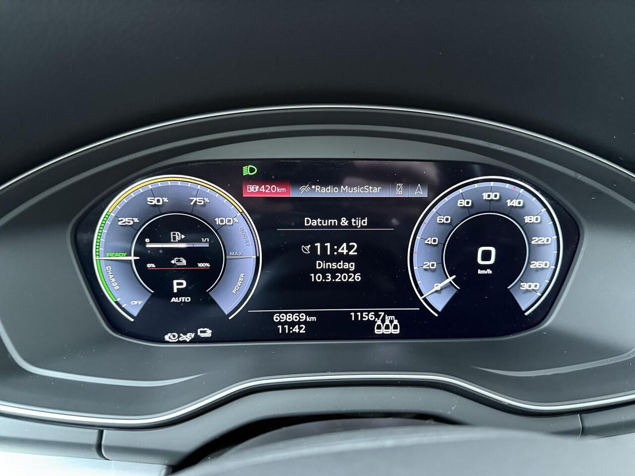 Audi Q5 50 TFSI e S edition | 299 PK | SoH 100% | Matrix LED koplampen | Panoramadak | Luchtvering | Climate control | S line |