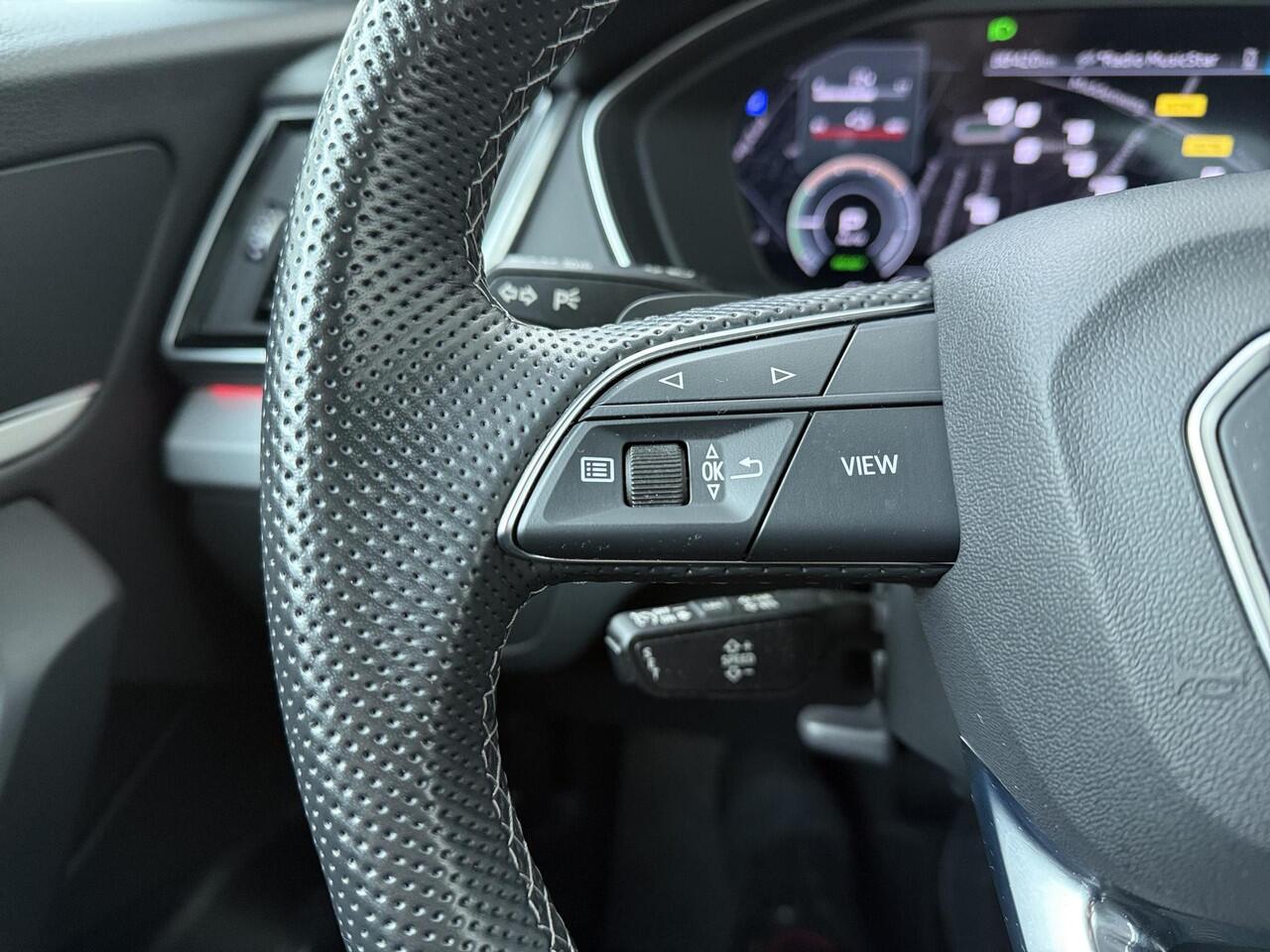 Audi Q5 50 TFSI e S edition | 299 PK | SoH 100% | Matrix LED koplampen | Panoramadak | Luchtvering | Climate control | S line |