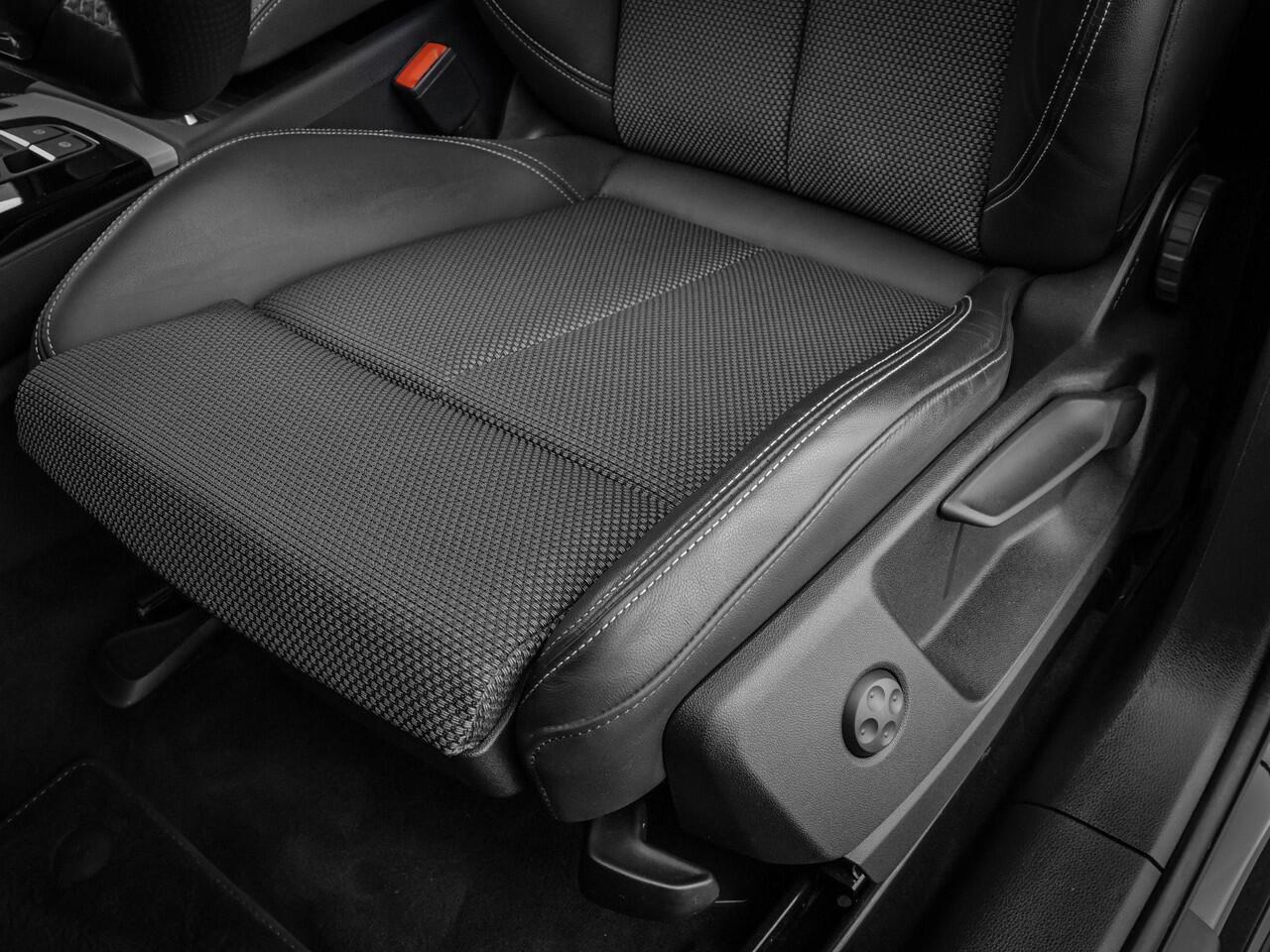 Audi Q5 55 TFSIe 367pk S-tronic S edition Competition · SOH 100% · Panoramadak · Camera · Luchtvering · Elek. Achterklep · Keyless · Apple/Android Car Play · 20'' Inch ·