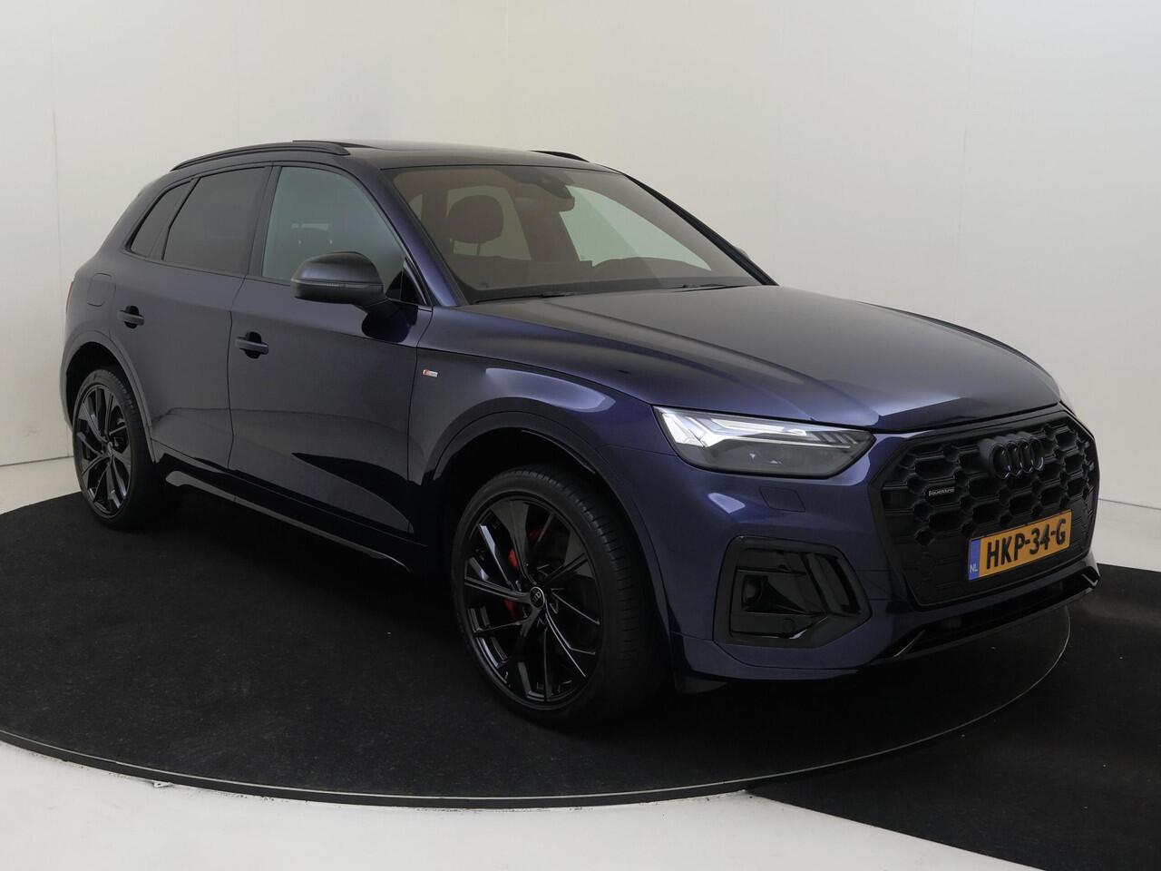 Audi Q5 55 TFSI e S edition Competition | Panoramadak | Trekhaak | Lederen bekleding 'Valcona' | Head-up display | Bang & Olufsen | LED matrix verlichting | Stoelverwarming voor en achter |