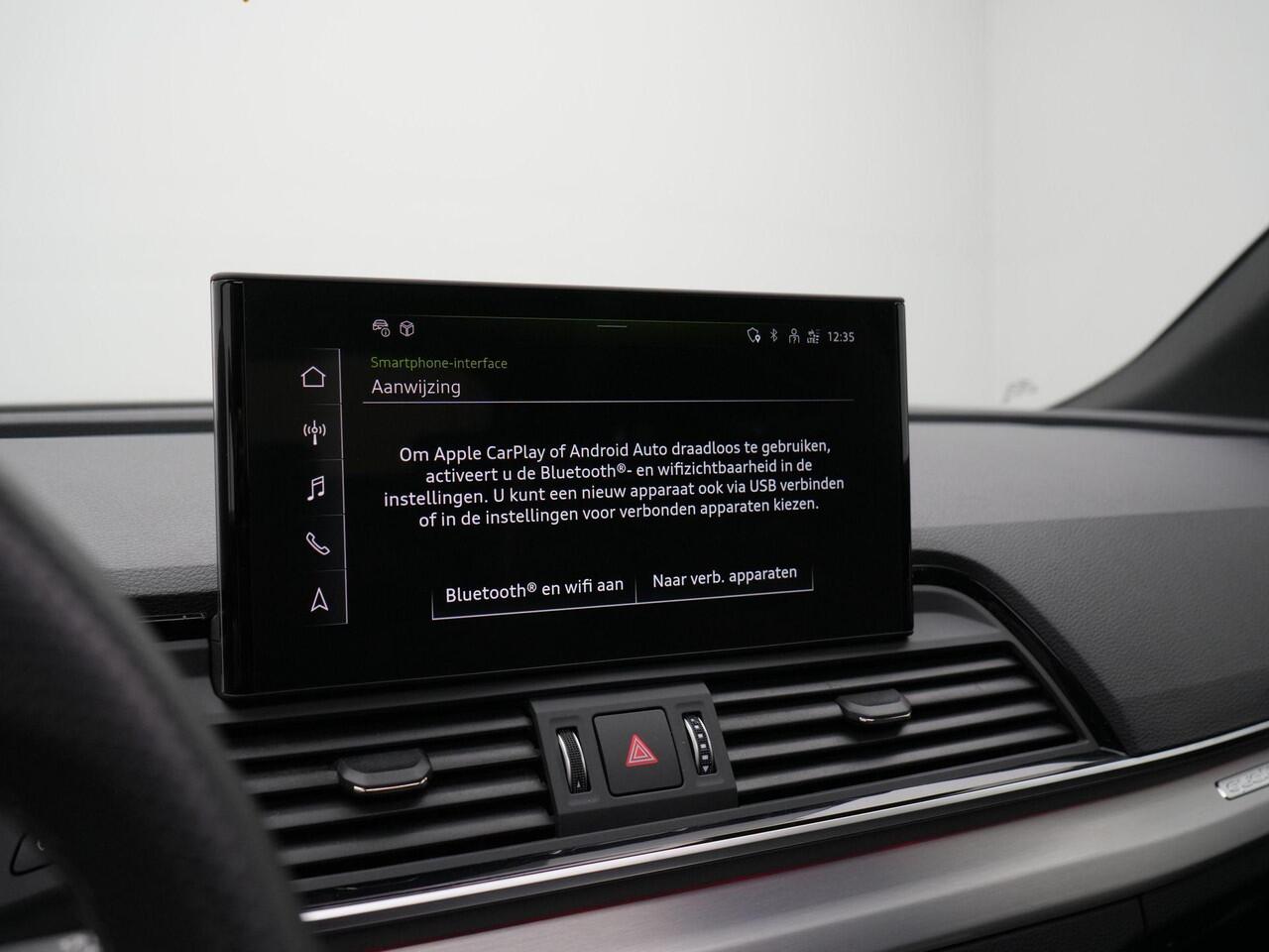 Audi Q5 50 TFSI e 299 pk S-tronic S edition Competition / S-Line | Panoramadak | Trekhaak | Matrix LED | Achteruitrijcamera | Stoelverwarming