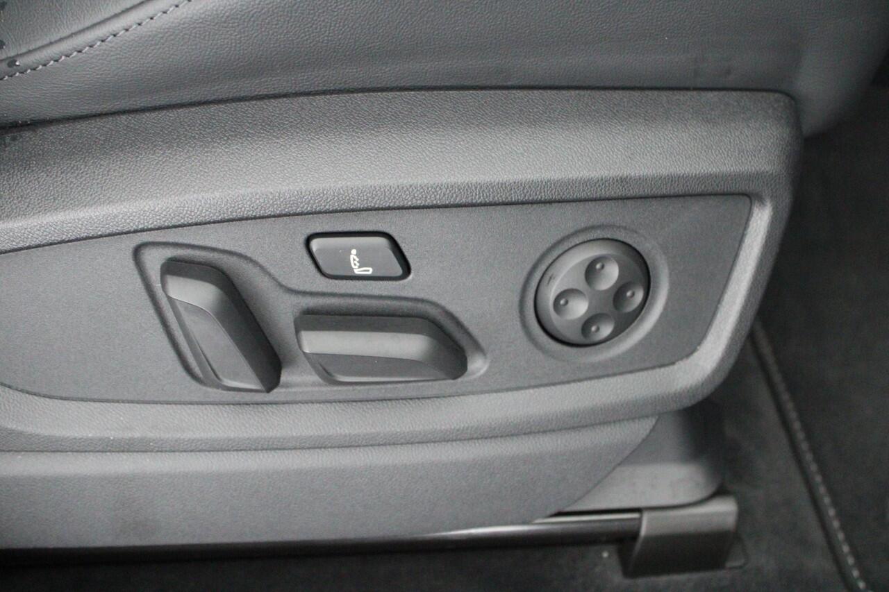 Audi Q5 Sportback 50 TFSI e 299pk 2x S-Line Black Edition Luchtvering Head-Up 360Camera Keyless Massage Navigatie