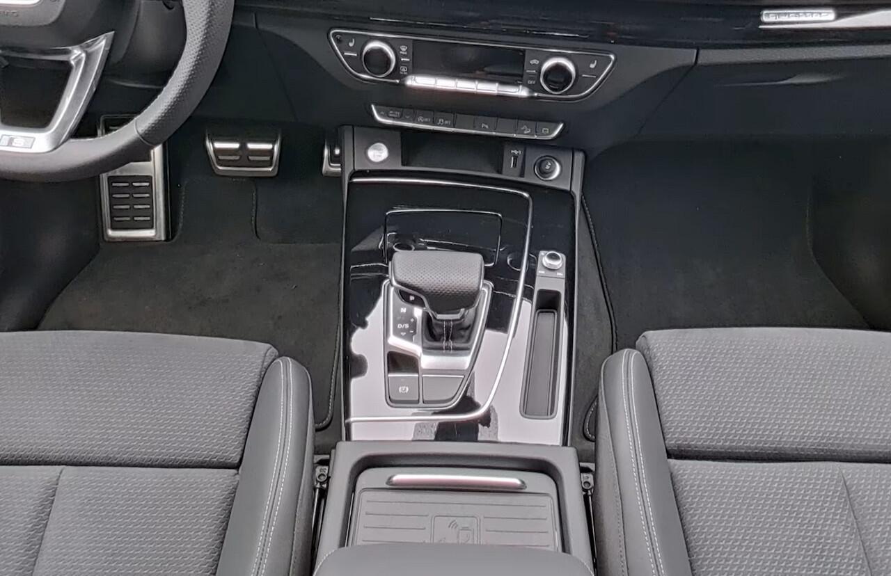 Audi Q5 40 TFSI S edition