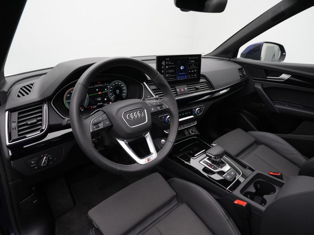 Audi Q5 Sportback 55 TFSI e 367 pk S-tronic S edition Competition / S-Line | Panoramadak | Trekhaak | Luchtvering | 360 camera | Bang & Olufsen