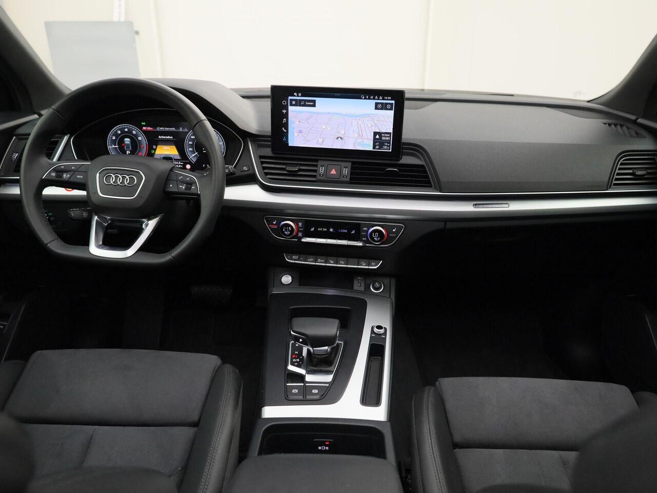 Audi Q5 50 TFSIe 220kW/299PK · Panoramadak · Trekhaak · 360°Camera + Parkeersensoren · Apple/Android Car Play · Garantie tot 01-11-2029 of 100.000km.