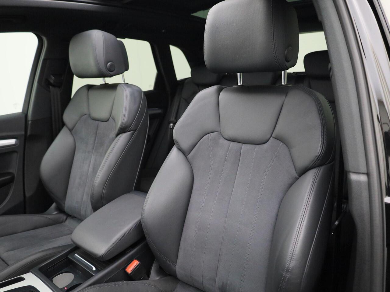 Audi Q5 50 TFSIe 220kW/299PK · Panoramadak · Trekhaak · 360°Camera + Parkeersensoren · Apple/Android Car Play · Garantie tot 01-11-2029 of 100.000km.