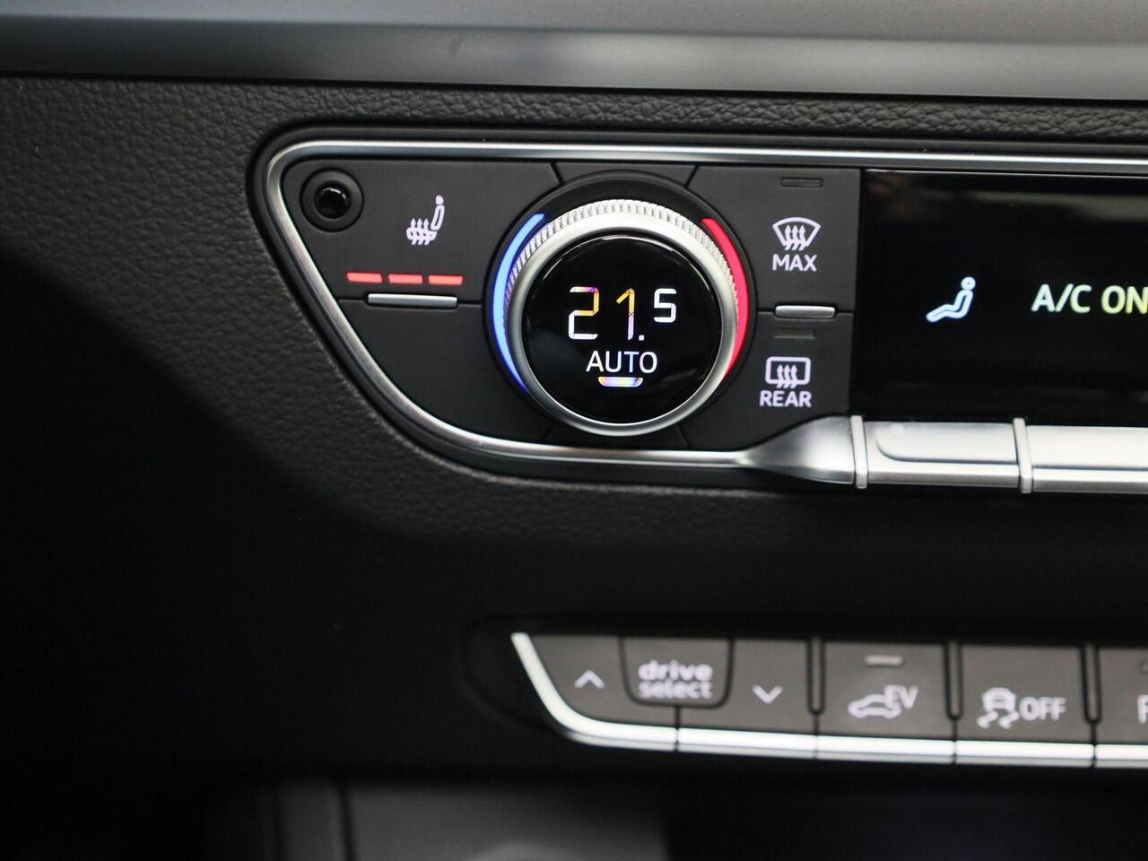 Audi Q5 50 TFSIe 220kW/299PK · Panoramadak · Trekhaak · 360°Camera + Parkeersensoren · Apple/Android Car Play · Garantie tot 01-11-2029 of 100.000km.