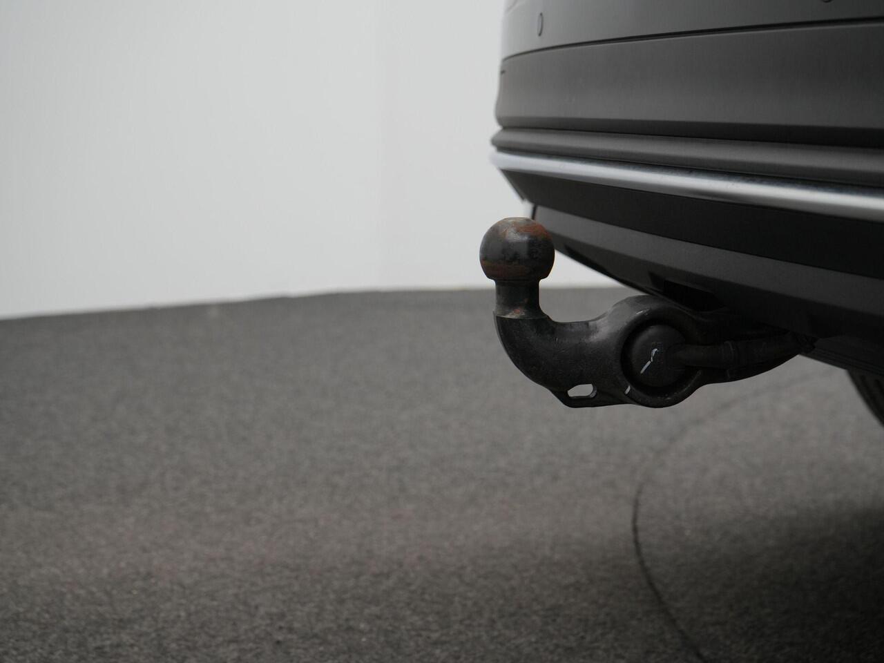 Audi Q5 50 TFSI e Quattro Advanced edition | Panoramadak | Trekhaak | Achteruitrijcamera | Navigatie | Stoelverwarming