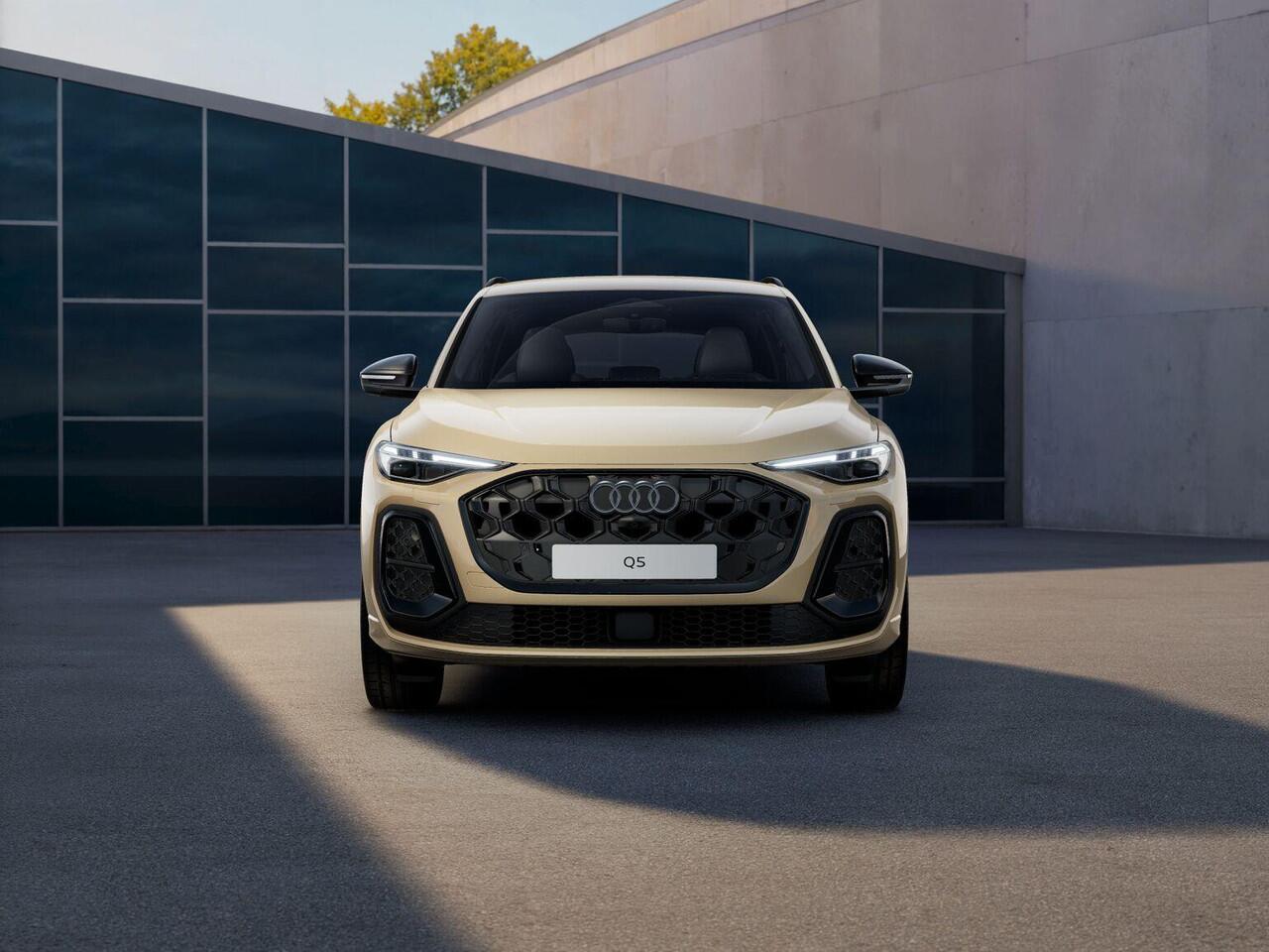 Audi Q5 S edition 2.0 TFSI e | 299 PK SUV 7 versn. | 19 inch | Zwart optiek Plus | Privacyglas |