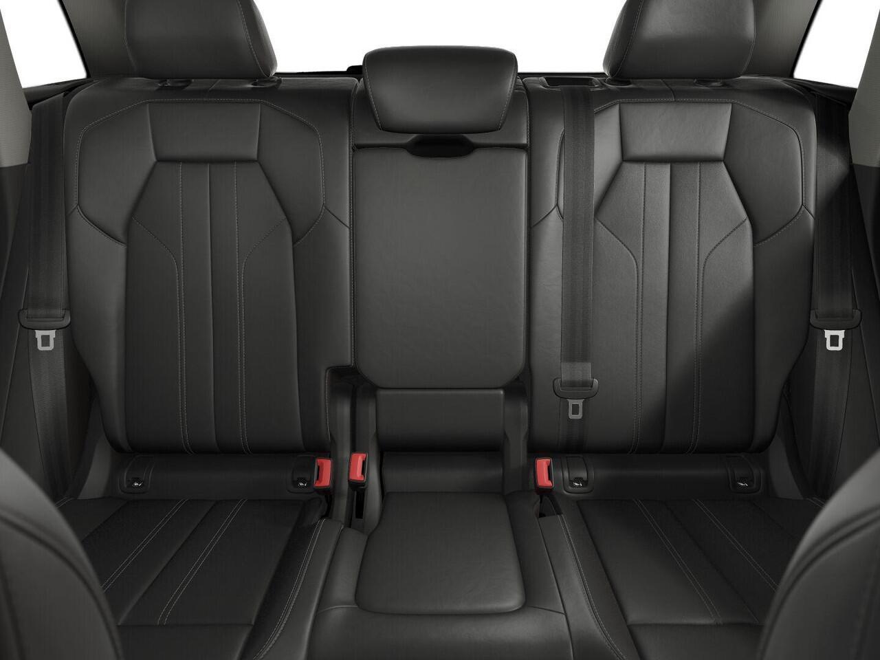 Audi Q5 Advanced edition e-hybrid 220 kW / 299 PK SUV | Trekhaak elektrisch | Stoelen voor elektrisch | Techniekpakket plus | Sportstoelen leder |