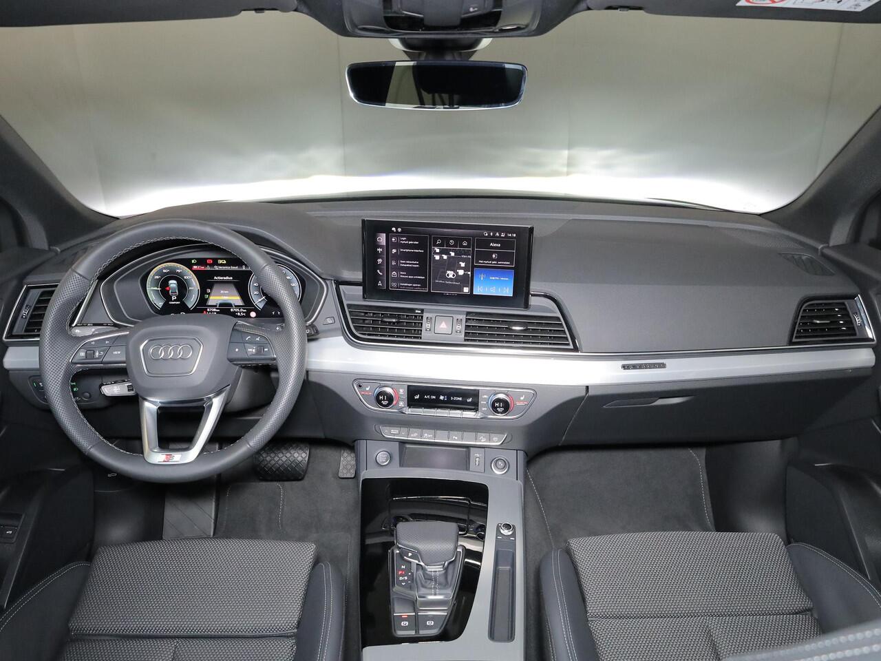 Audi Q5 2.0 TFSI e-hybrid quattro Advanced edition 299PK S-tronic | S-line interieur | Trekhaak | Optiek zwart | Verlengde garantie