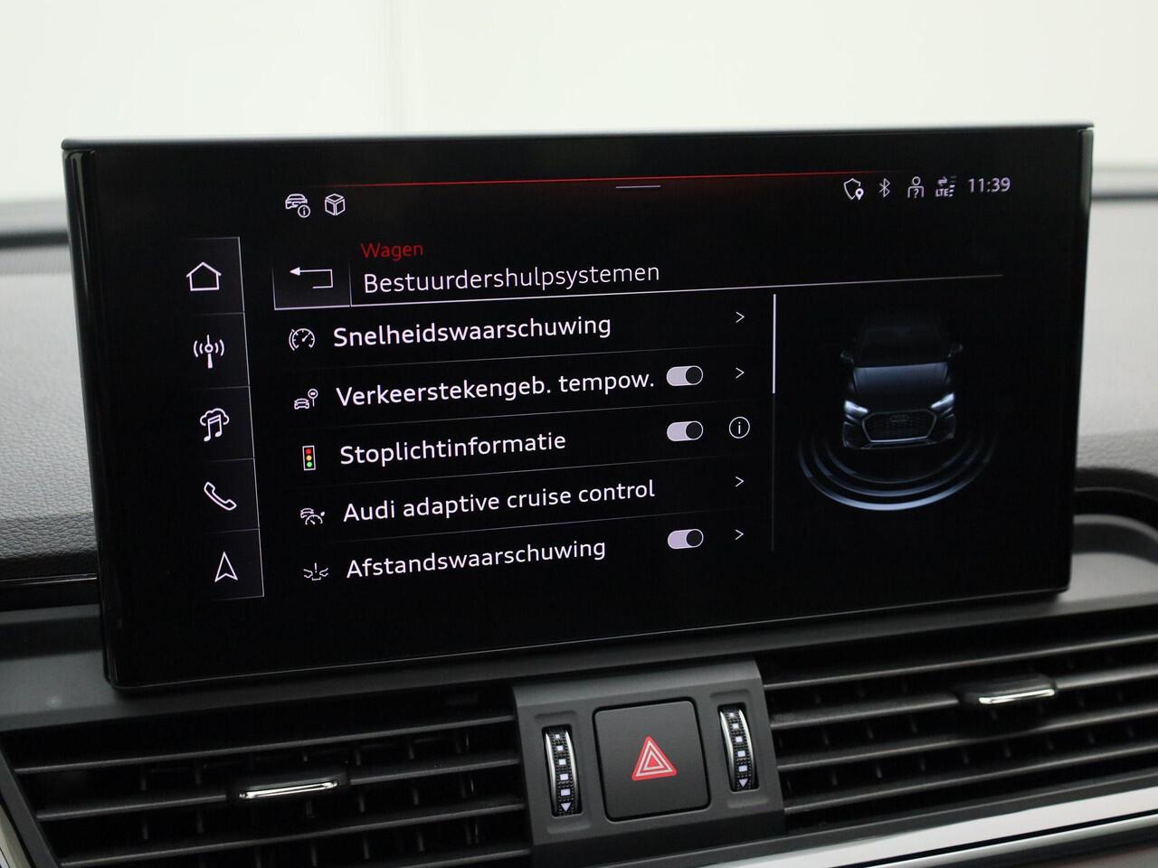 Audi Q5 Sportback 55 TFSIe 270kW/367PK S edition Competition · Panoramadak · Trekhaak · Bang & Olufsen · Luchtvering · Garantie t/m 19-06-2030 of 100000km.