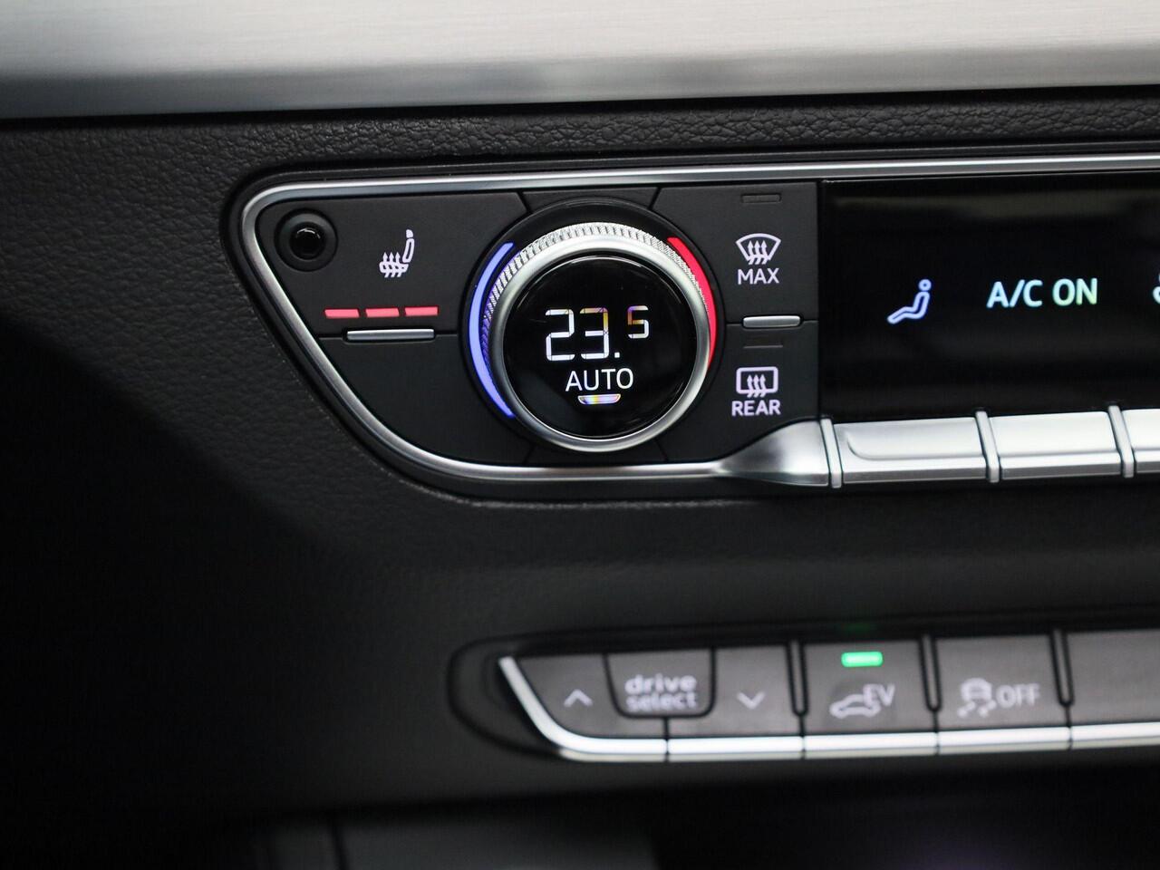 Audi Q5 Sportback 55 TFSIe 270kW/367PK S edition Competition · Panoramadak · Trekhaak · Bang & Olufsen · Luchtvering · Garantie t/m 19-06-2030 of 100000km.