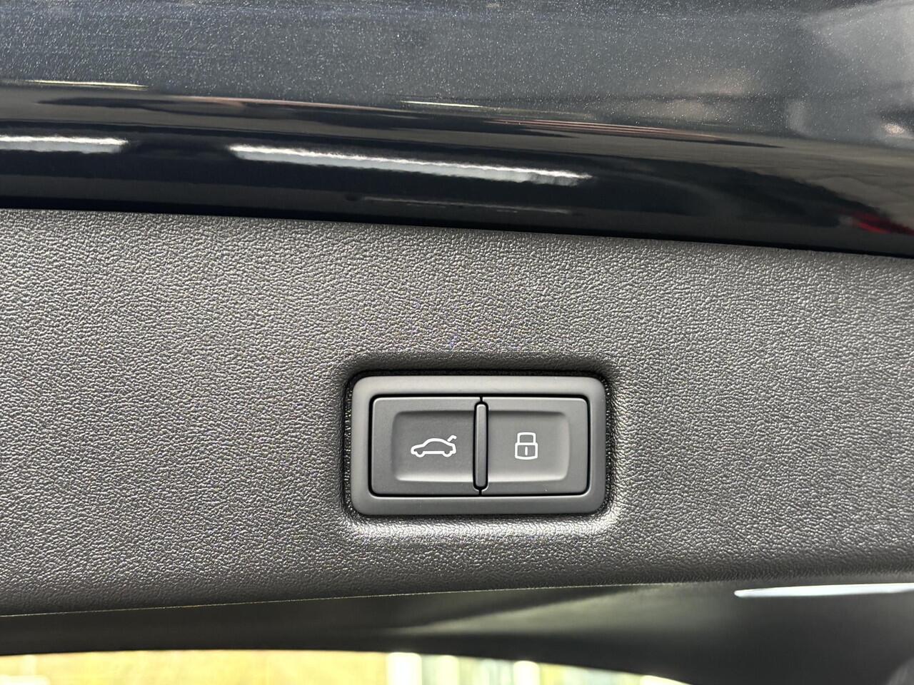 Audi Q5 Advanced edition e-Hybrid 220 kW / 299 PK | Passagiersdisplay | Head-up display | Bang & Olufsen Audio | Luchtvering