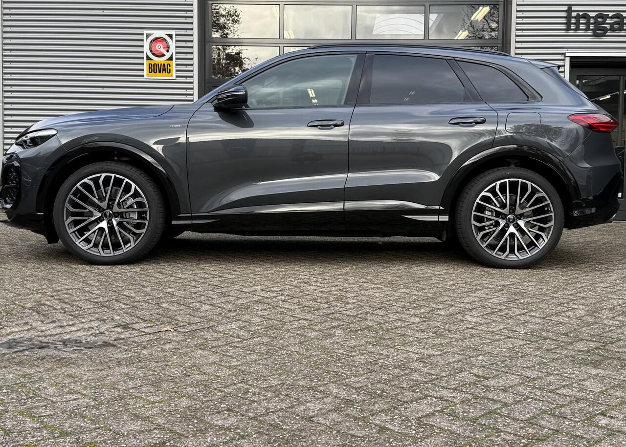 Audi Q5 2.0 TFSI e-hybrid Quattro S edition Luchtvering l B&O l Optiek Zwart l Tech Pro l Trekhaak l Scherm passagier