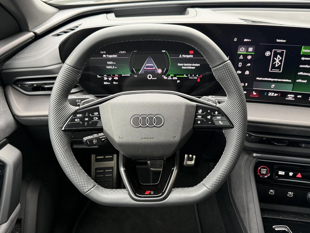 Audi Q5 2.0 TFSI e-hybrid Quattro S edition Luchtvering l B&O l Optiek Zwart l Tech Pro l Trekhaak l Scherm passagier