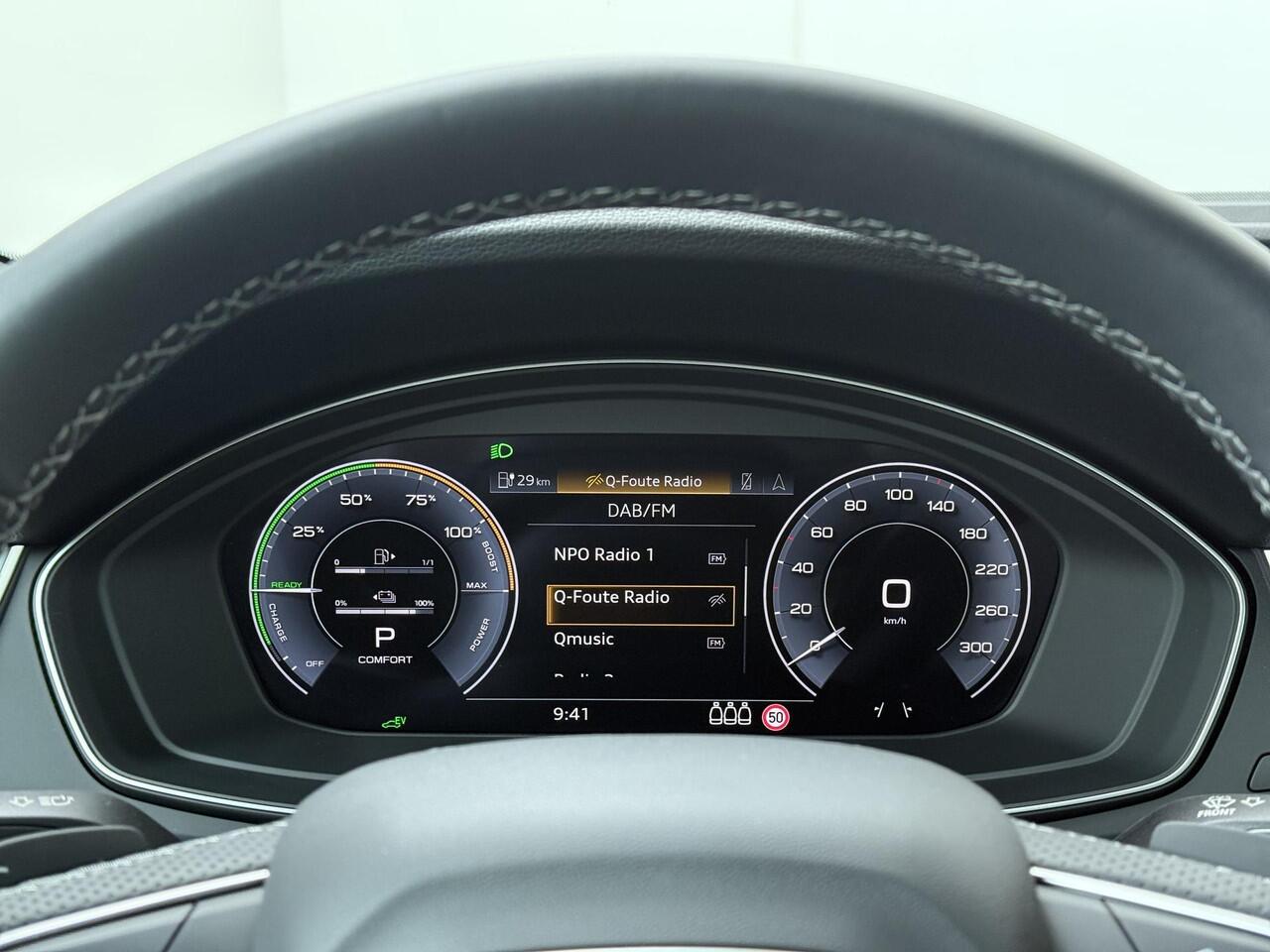 Audi Q5 Sportback 55 TFSI e S edition Competition | 367 PK | Trekhaak | Panoramadak | Luchtvering | Head-up Display | 21" LM velgen | S line |