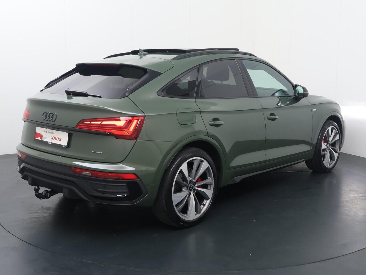 Audi Q5 Sportback 55 TFSI e S edition Competition | 367 PK | Trekhaak | Panoramadak | Luchtvering | Head-up Display | 21" LM velgen | S line |
