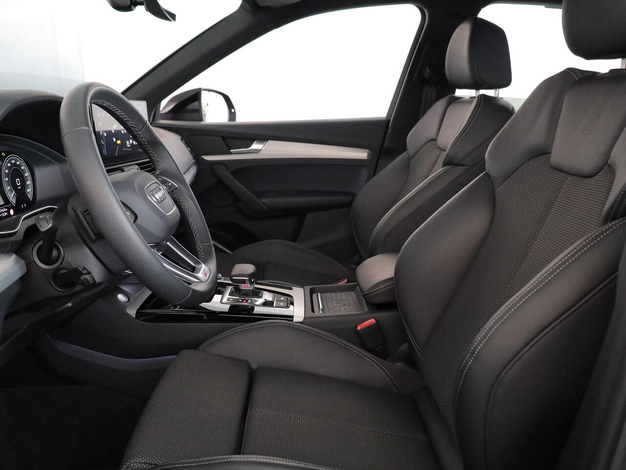 Audi Q5 50 TFSI e Advanced edition 299 pk S-tronic | Verlengde garantie | Navigatie | Trekhaak (wegklapbaar) | Parkeersensoren | Stoelverwarming v/a | S-line interieur |