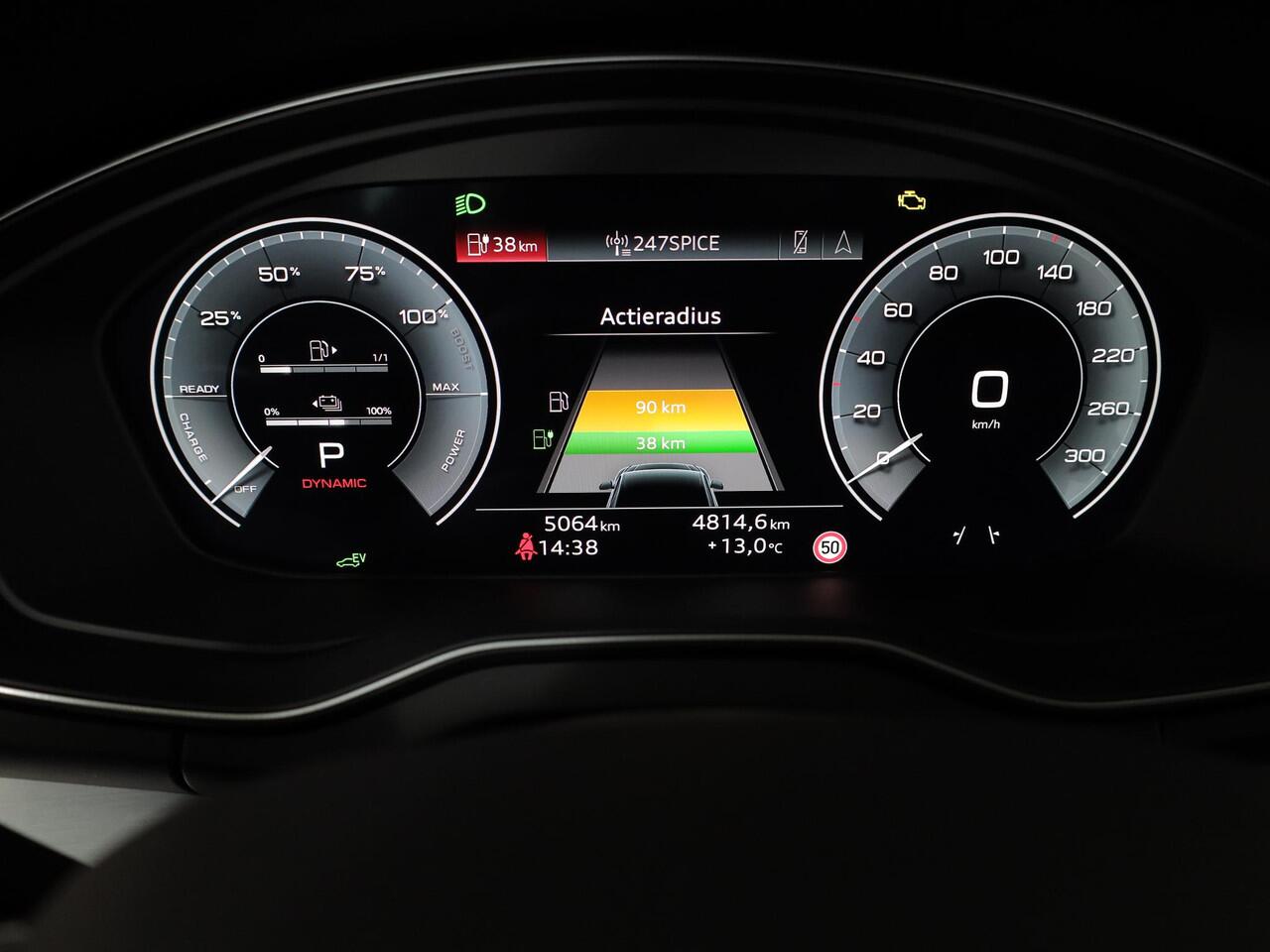 Audi Q5 50 TFSI e Advanced edition 299 pk S-tronic | Verlengde garantie | Navigatie | Trekhaak (wegklapbaar) | Parkeersensoren | Stoelverwarming v/a | S-line interieur |