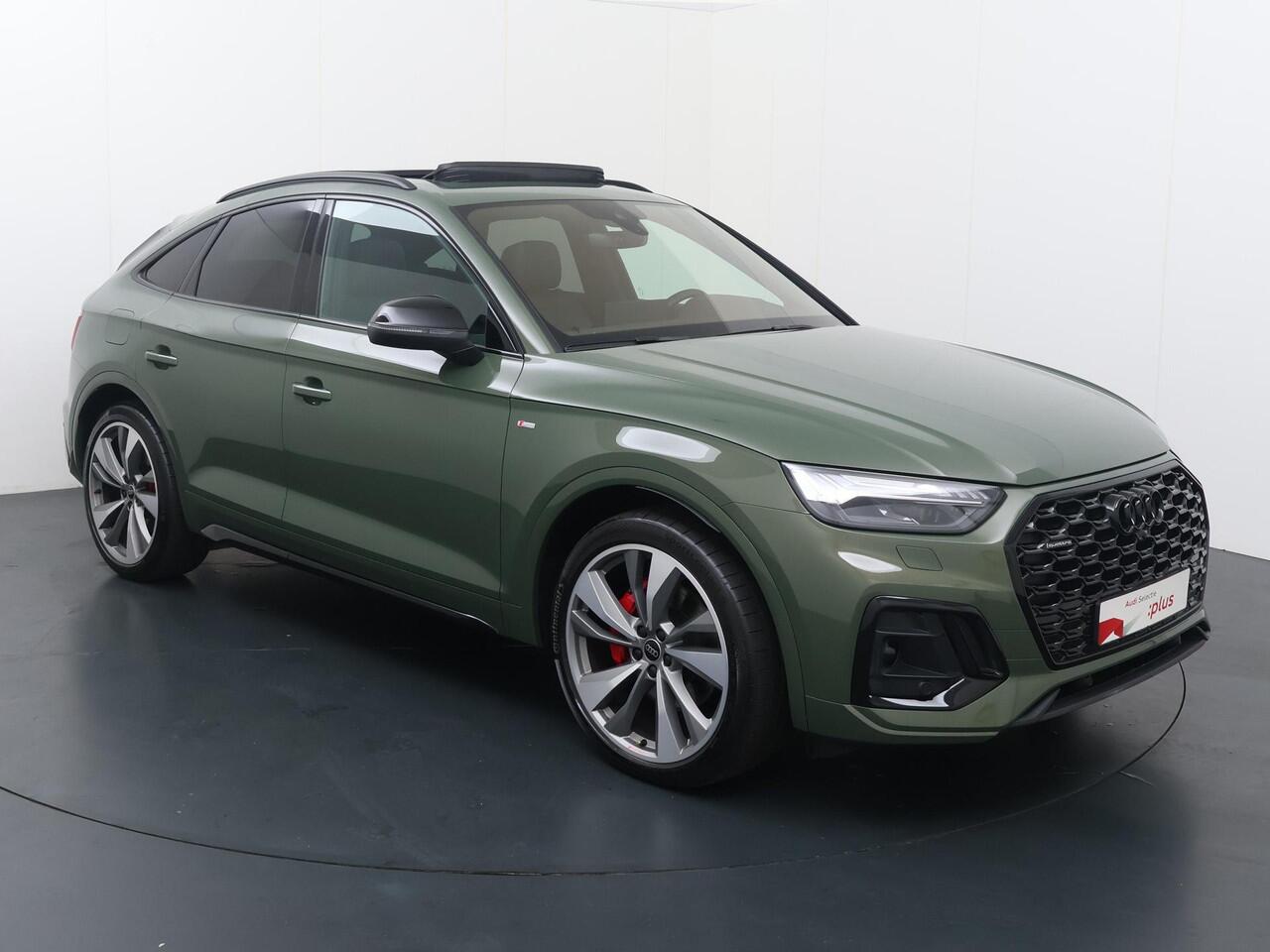 Audi Q5 Sportback 55 TFSI e S edition Competition | 367 PK | SoH 95% | Trekhaak | Panoramadak | Luchtvering | Head-up display | Matrix LED koplampen | 21" LM velgen | B&O premium sound | S line |