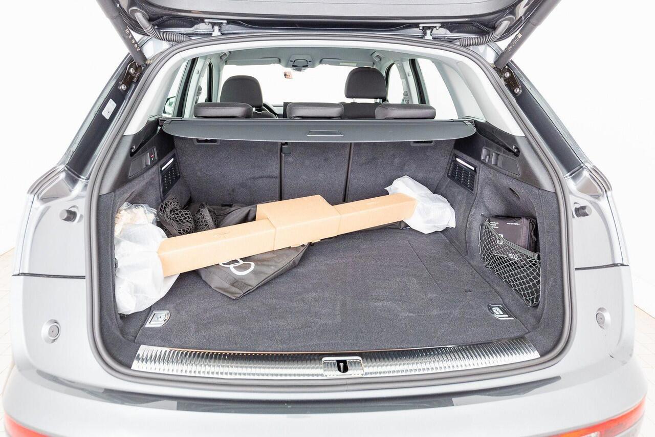 Audi Q5 50 TFSI e Advanced edition Trekhaak, ACC