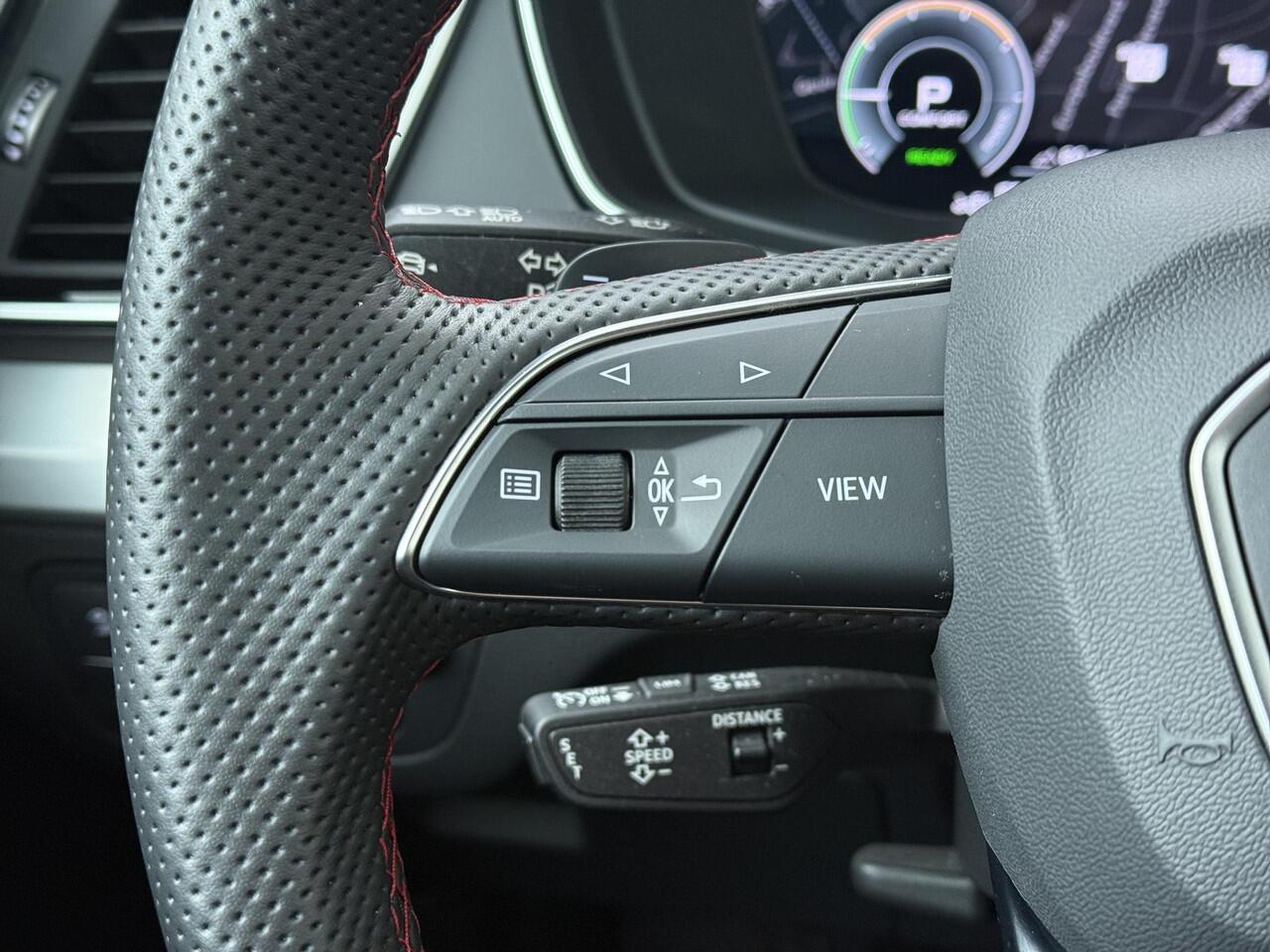 Audi Q5 Sportback 55 TFSI e S edition Competition | 367 PK | SoH 97% | Trekhaak | Head-up display | Matrix LED koplampen | S line interieur | Adaptive cruise control |