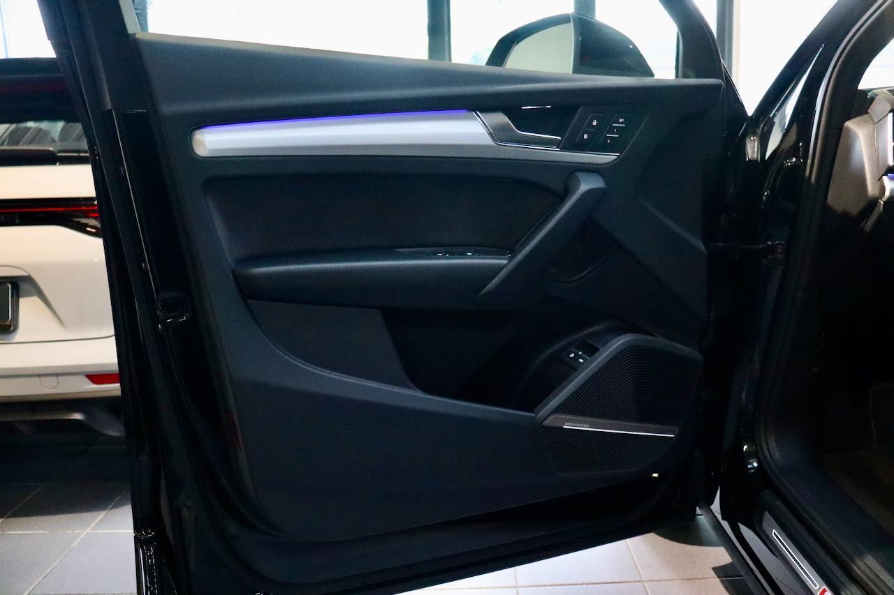 Audi Q5 55 TFSI e S edition Competition Full Options