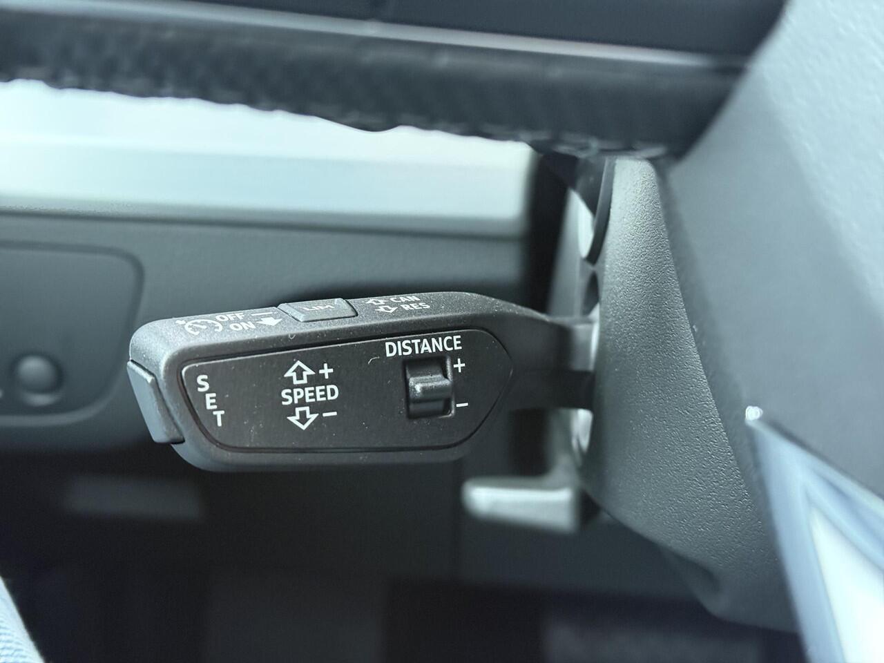 Audi Q5 55 TFSI e S edition Competition | 367 PK | SoH 95% | Trekhaak | Panoramadak | Matrix LED koplampen | S line | Adaptive cruise control |