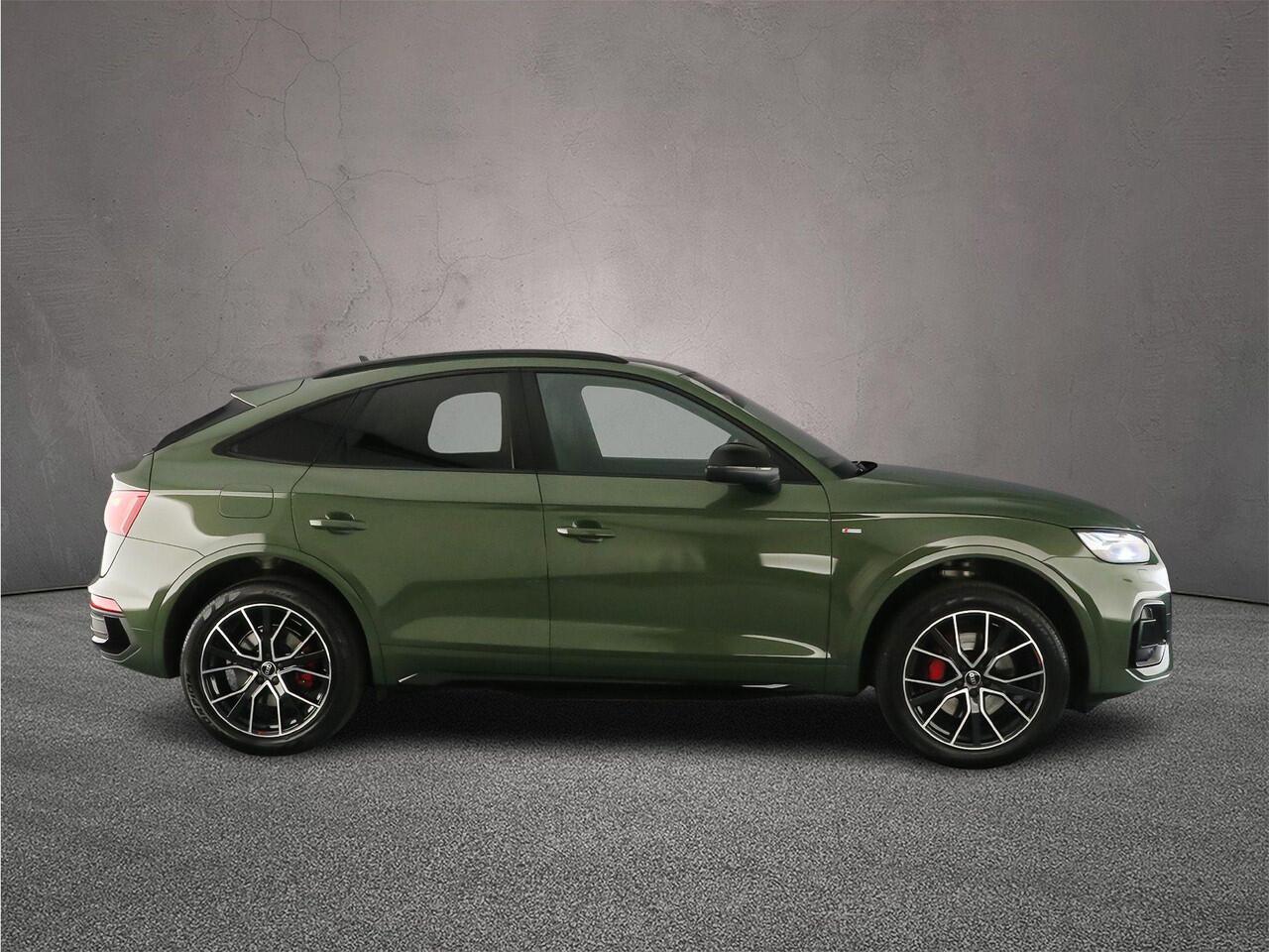 Audi Q5 Sportback 50 TFSI e S edition | Trekhaak | City | Tour | Matrix | Achteruitrijcamera | Audi Sound | Carplay | Ambient lighting |