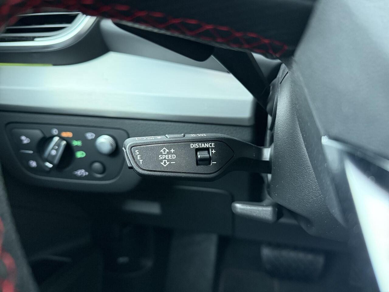 Audi Q5 55 TFSI e S edition Competition | 367 PK | SoH 91% | Trekhaak | Panoramadak | Head-up display | 21" LM velgen | Lederen S line bekleding |