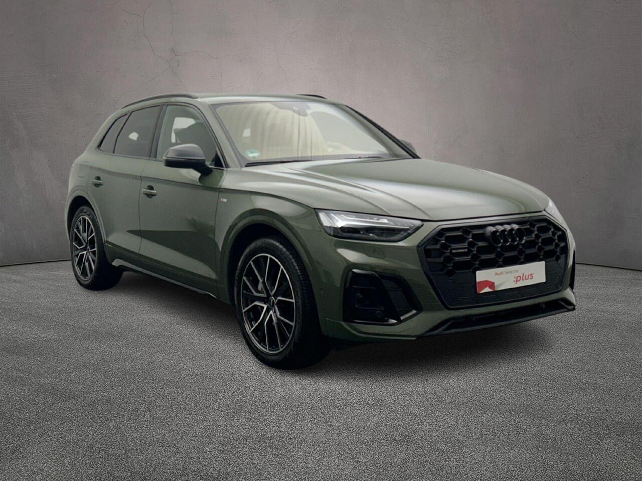 Audi Q5 55 TFSI e S edition | Trekhaak | Luchtvering | MMI plus | Audi sound | Headup | City | Tour | Memory | Matrix |