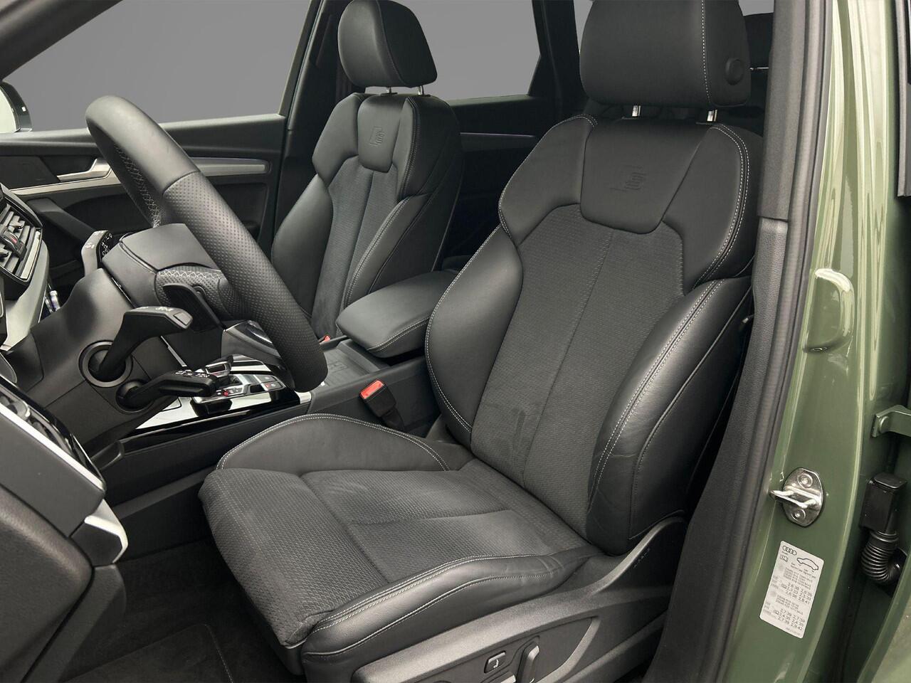 Audi Q5 55 TFSI e S edition | Trekhaak | Luchtvering | MMI plus | Audi sound | Headup | City | Tour | Memory | Matrix |