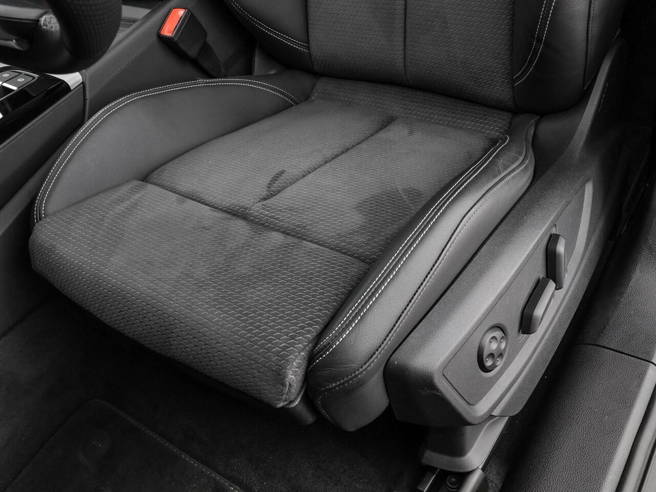 Audi Q5 55 TFSIe 367pk S-tronic Quattro Competition · Panoramadak · 360 Camera · Inklap. Trekhaak · Alarmklasse 3 · Dodehoeksensor · Matrix LED · 21'' Inch · Garantie t/m 24-06-2030 of 100.000km