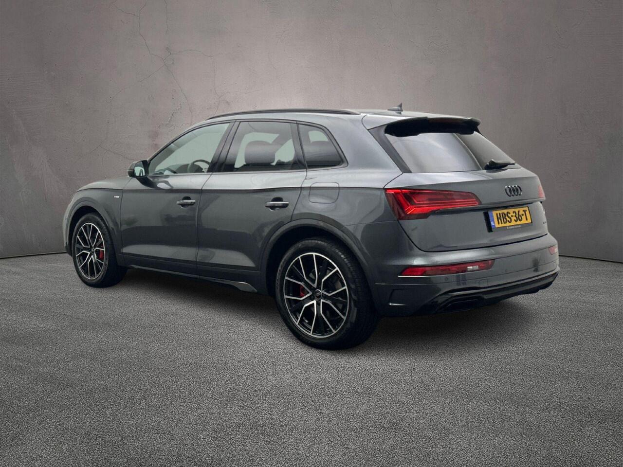 Audi Q5 50 TFSI e S edition Competition | Luchtvering | Pano | City | Tour | Matrix-led | Achteruitrijcamera | Audi Sound |