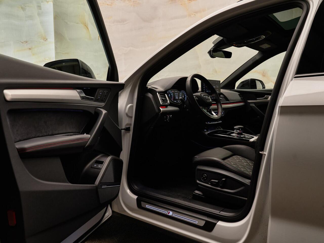 Audi Q5 55 TFSI e S Edition Competition, pano, B&O, tr.haak, Matrix-LED, 360 camera, 21", ACC, HUD, keyless, privacy
