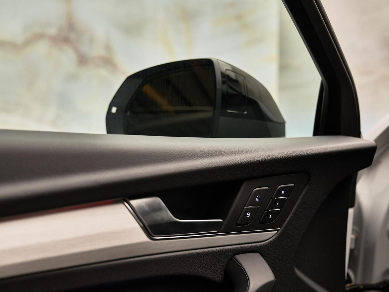Audi Q5 55 TFSI e S Edition Competition, pano, B&O, tr.haak, Matrix-LED, 360 camera, 21", ACC, HUD, keyless, privacy
