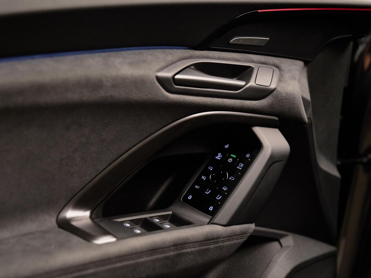 Audi Q5 E-Hybrid Quattro S Edition Competition, B&O, pano, trk. haak, 21", luchtv., matrix-LED, OLED, memory, keyless, HUD, ACC, privacy