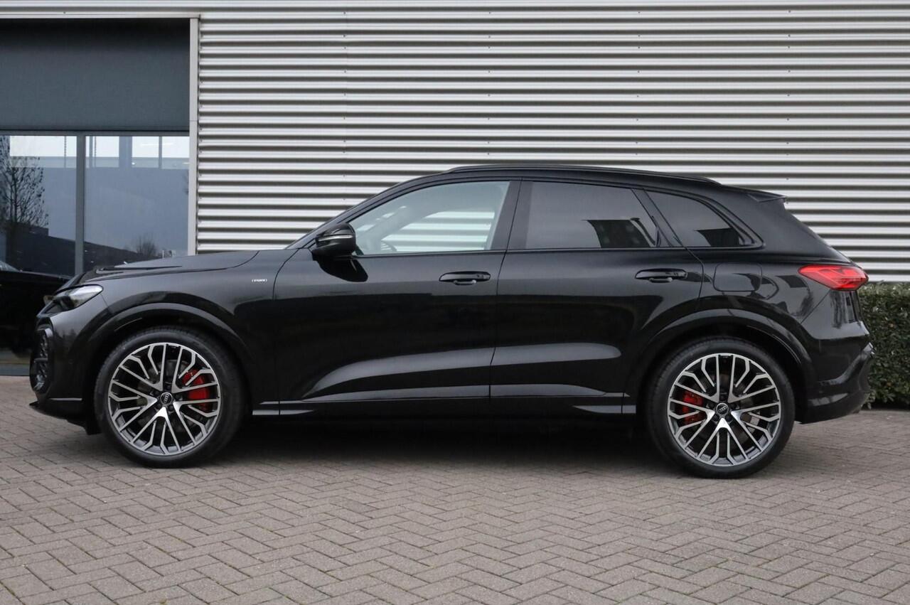 Audi Q5 e-hybrid Competition Luchtvering l Trekhaak l Pano