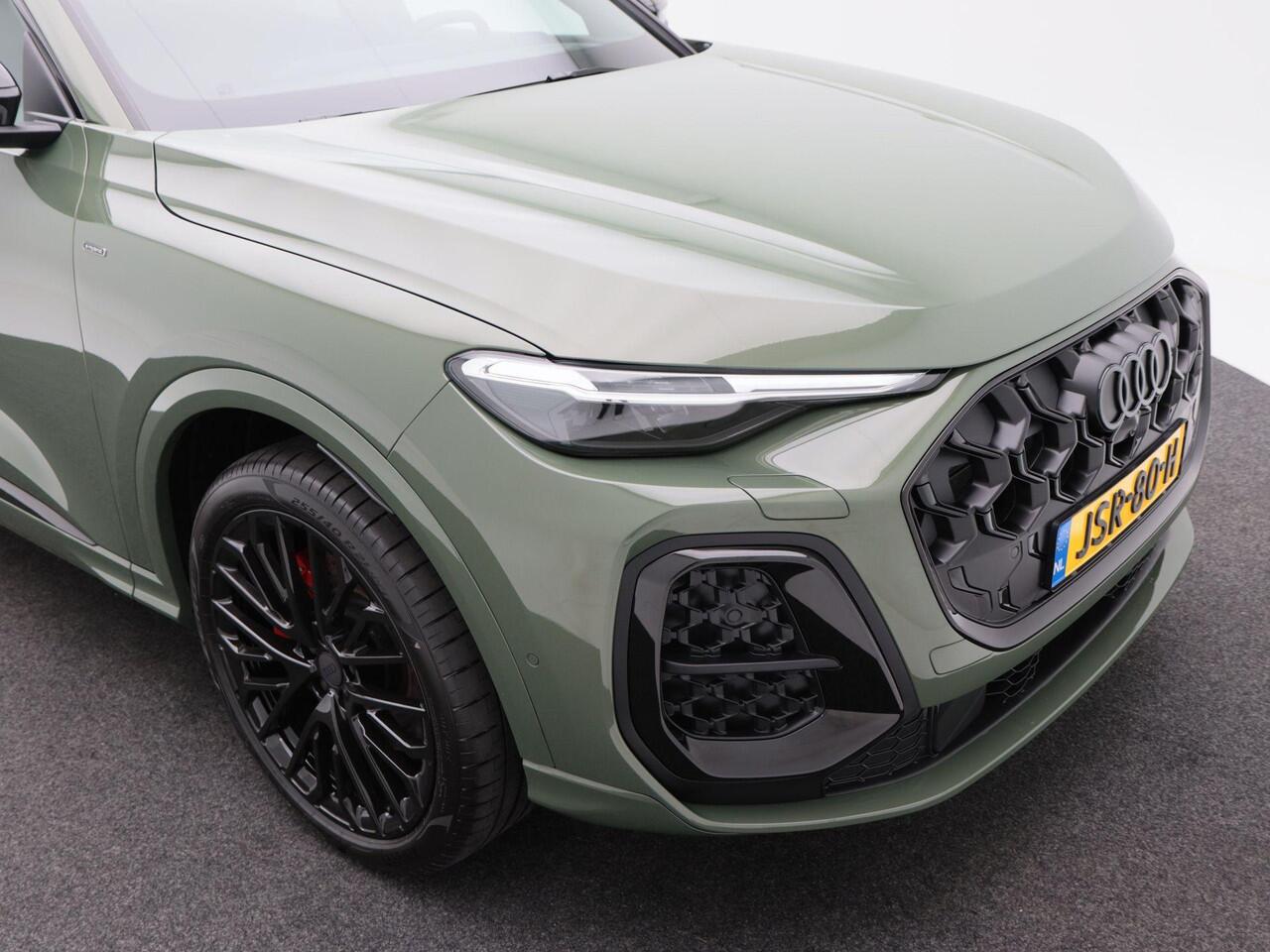 Audi Q5 S edition Competition 2.0 e-hybrid | 367 Pk | 21 inch | Adaptieve Luchtvering | Panorama dak | Privacy glas | Sportstoelen | Navigatie |