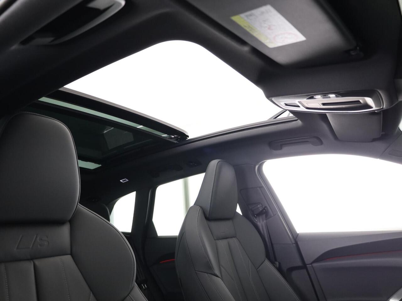 Audi Q5 2.0 TFSI e-hybrid quattro S edition Competition 367pk | Tech Plus Pakket | MMI experience pro | Glazen panoramadak | Tech plus | Privacy glas |