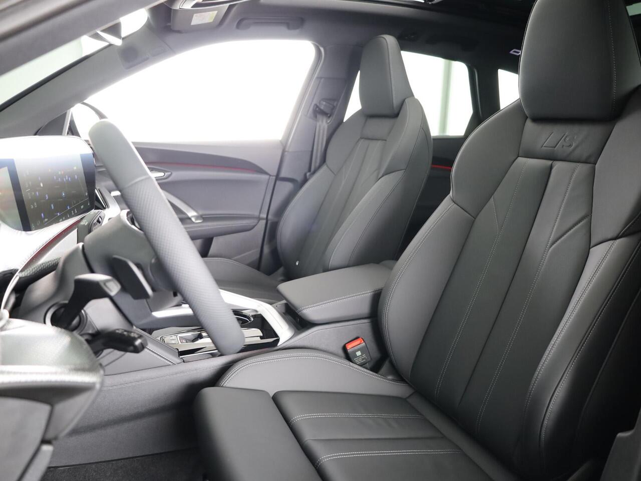 Audi Q5 2.0 TFSI e-hybrid quattro S edition Competition 367pk | Tech Plus Pakket | MMI experience pro | Glazen panoramadak | Tech plus | Privacy glas |