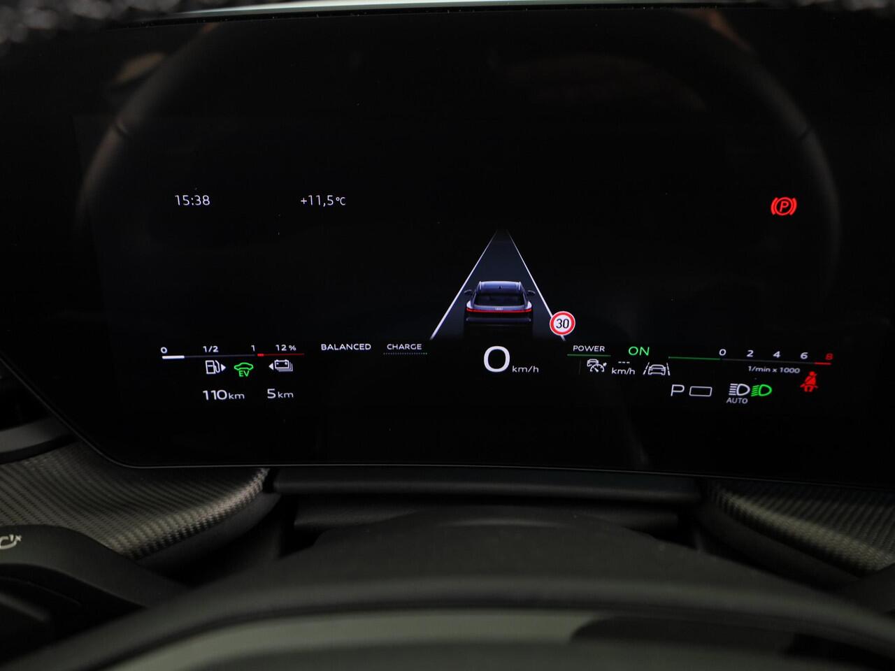 Audi Q5 2.0 TFSI e-hybrid quattro S edition 299pk | Panoramadak | Tech Pro pakket | Trekhaak | Matrix led | 20 inch Audi Sport velgen