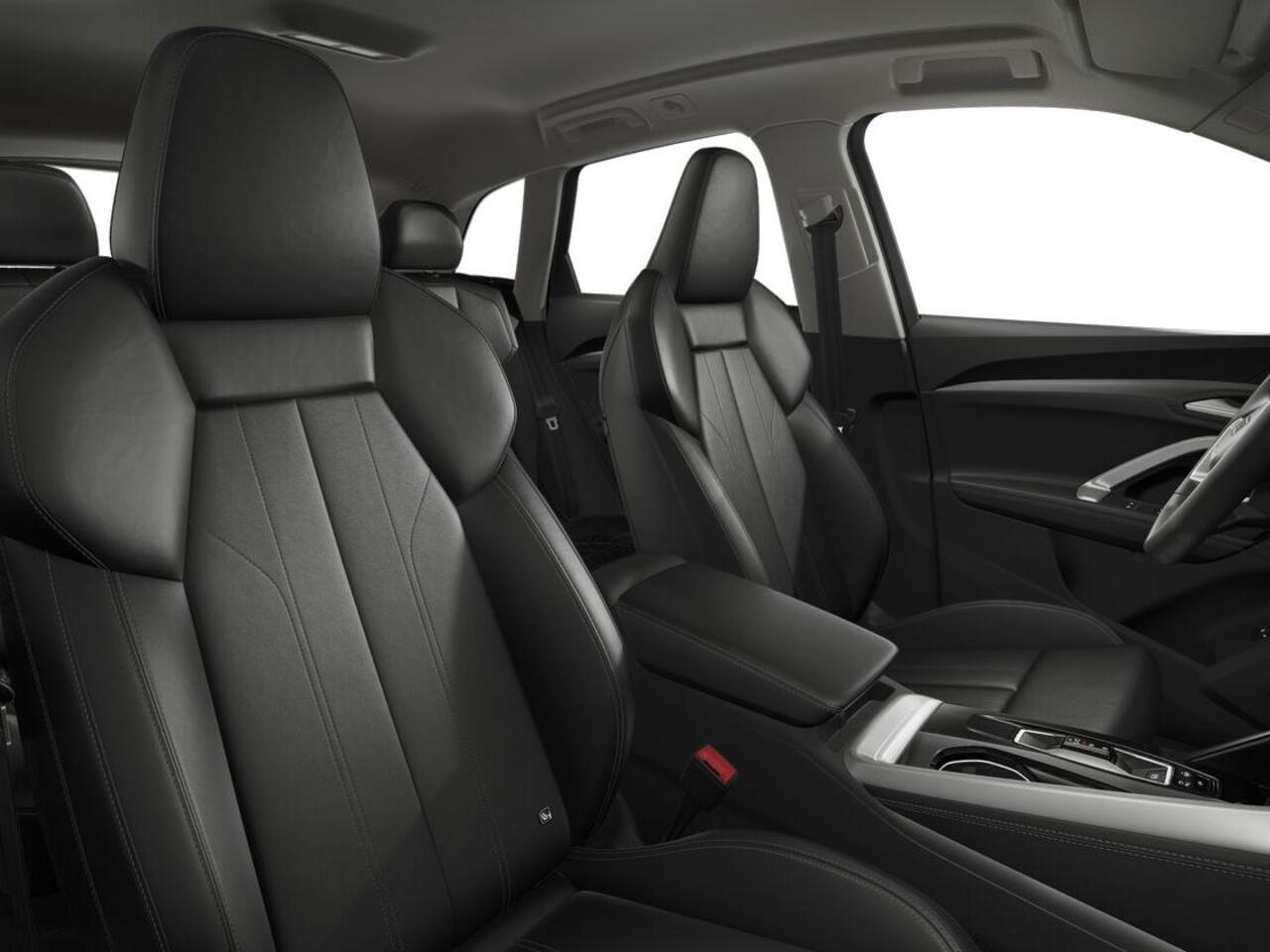 Audi Q5 2.0 TFSI e-hybrid quattro Advanced edition 299 PK · Tech plus · Trekhaak elek. wegklapbaar · Winterpakket