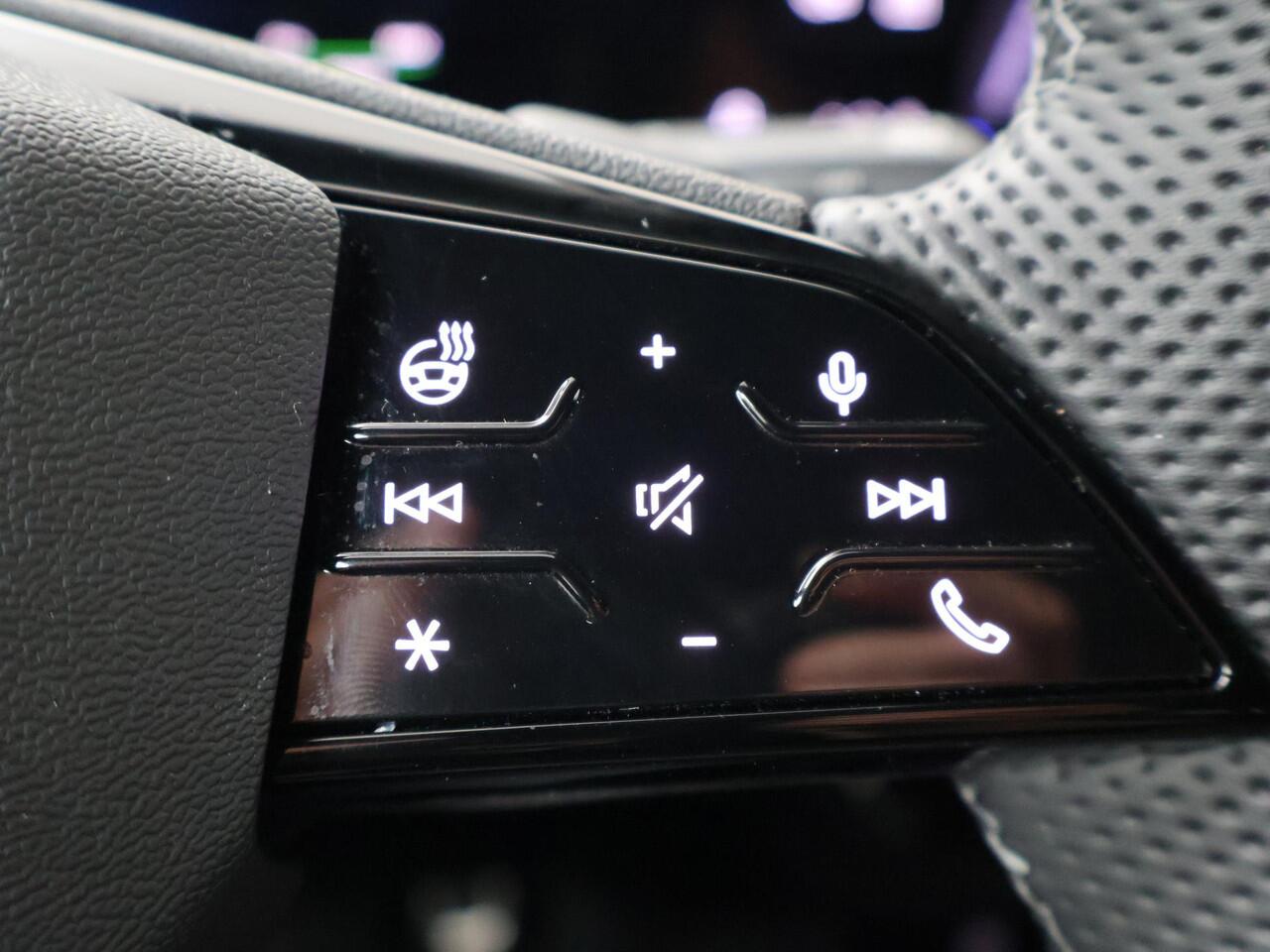 Audi Q6 e-tron S edition 100 kWh | 388 PK | SoH 97% | Automaat | Multifunctioneel stuurwiel | Stoelverwarming | Cruisecontrol |