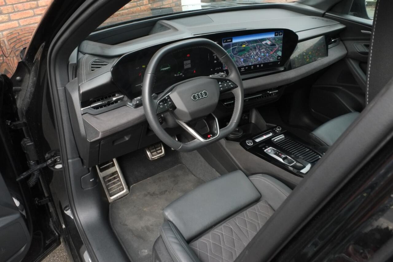 Audi Q6 e-tron quattro 388PK | SOH 97% | Panoramadak | Luchtvering | Headup di