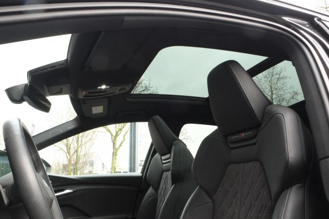 Audi Q6 e-tron quattro 388PK | SOH 97% | Panoramadak | Luchtvering | Headup di